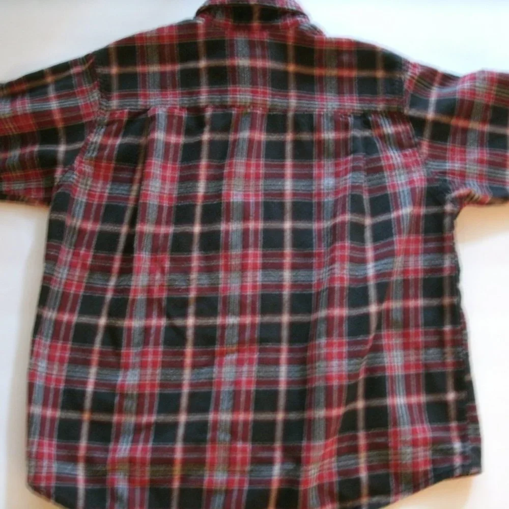 Oshkosh Boys Shirt Button Down Red Black Plaid Long Sleeve Size 6
